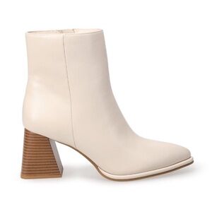 Elegant Cream Ankle Heeled Boots NWT